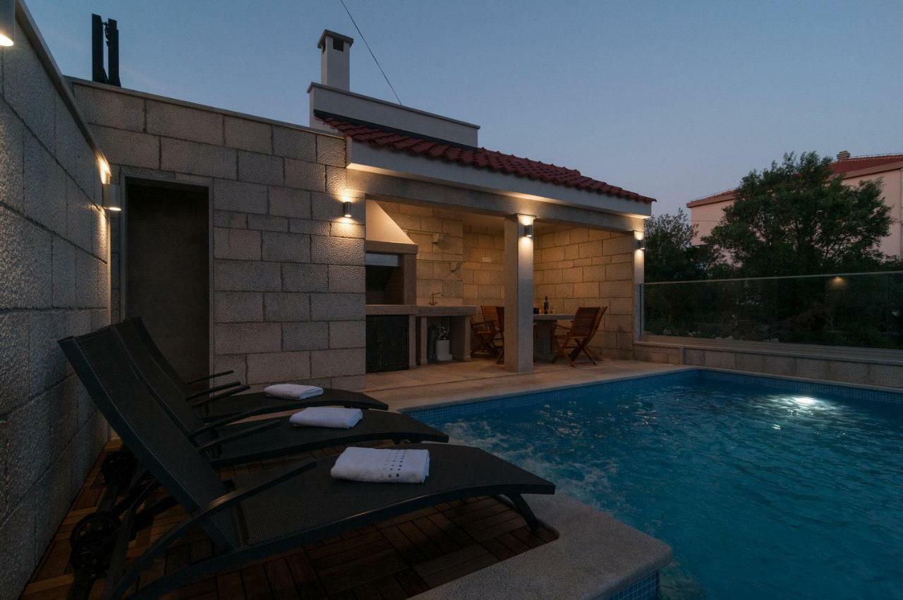 Beautiful Apartment With Private Pool Trogir Luaran gambar