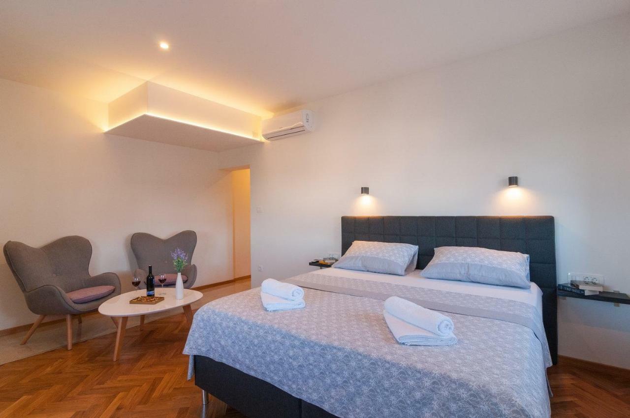 Beautiful Apartment With Private Pool Trogir Luaran gambar