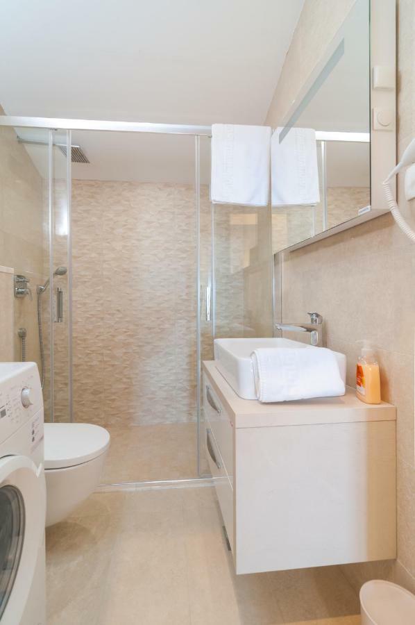 Beautiful Apartment With Private Pool Trogir Luaran gambar